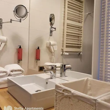 365pam - Nr 32 W Mielenku - Basen Zewnetrzny, Basen Kryty, Plac Zabaw W Cenie ミエレンコ