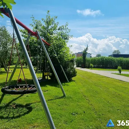 شقة 365pam - Nr 32 W Mielenku - Basen Kryty, Animacje Dla Dzieci, Jacuzzi, Sauna,plac Zabaw W Cenie *