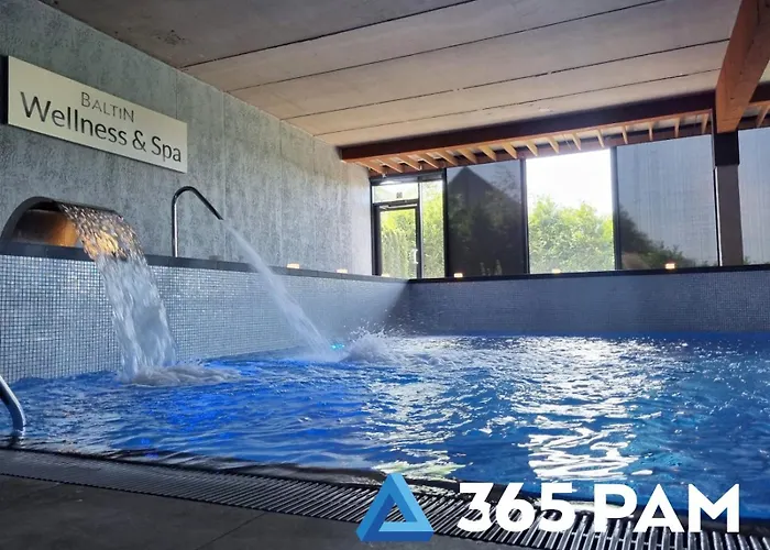 365pam - Nr 32 W Mielenku - Basen Zewnetrzny, Basen Kryty, Plac Zabaw W Cenie Apartamento